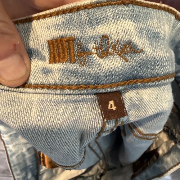Kut From The Kloth Gidget Frey Shorts Size 4 Light Wash Denim - Picture 3 of 8